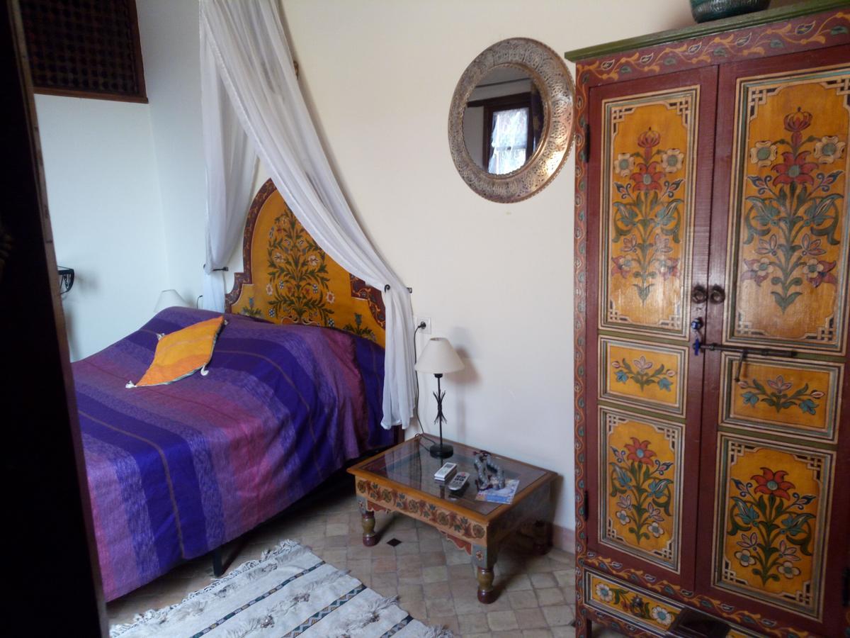 Riad Letchina Fez Bagian luar foto